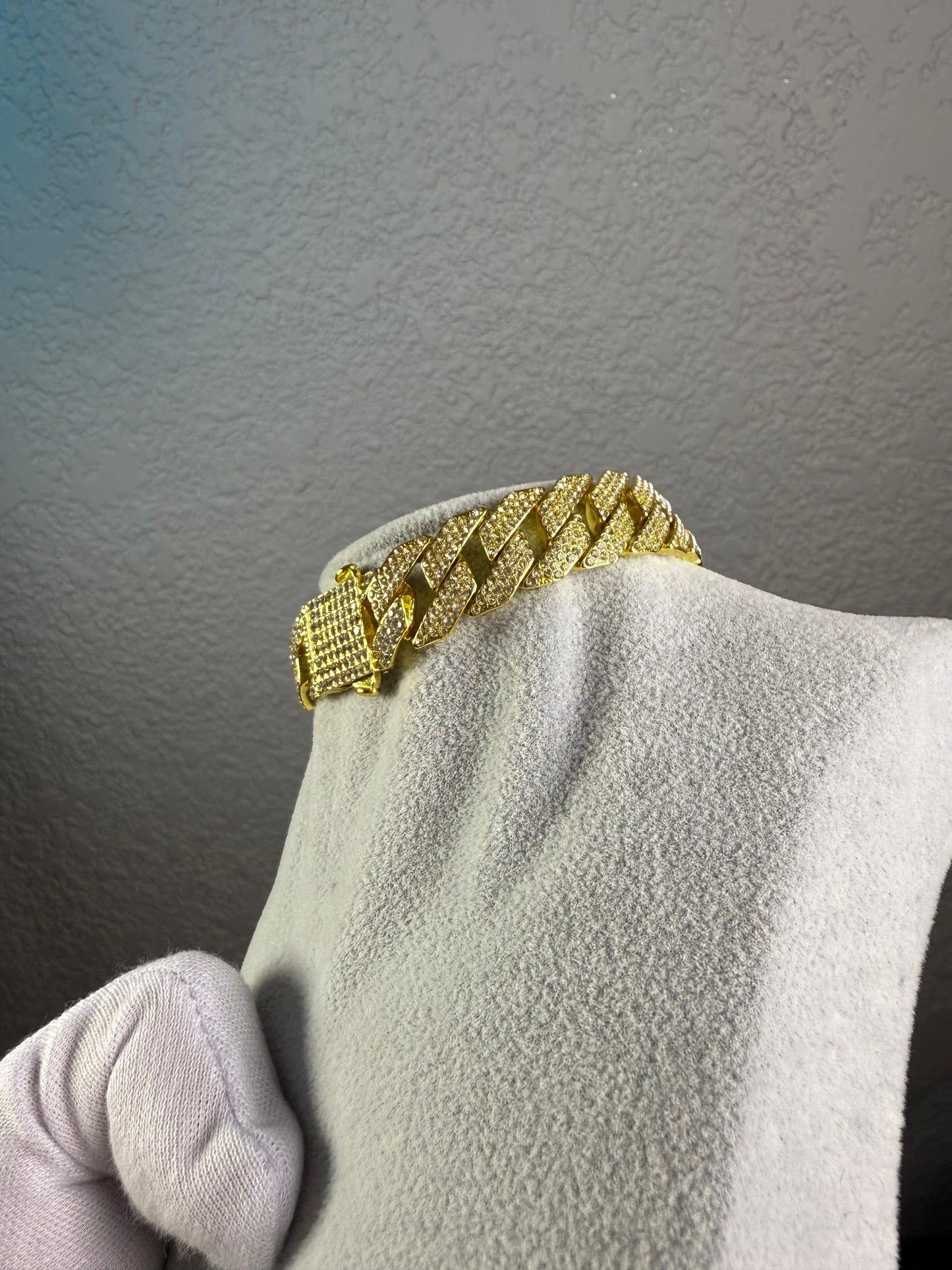 CADENA CUBANA EN ORO LAMINADO 18K