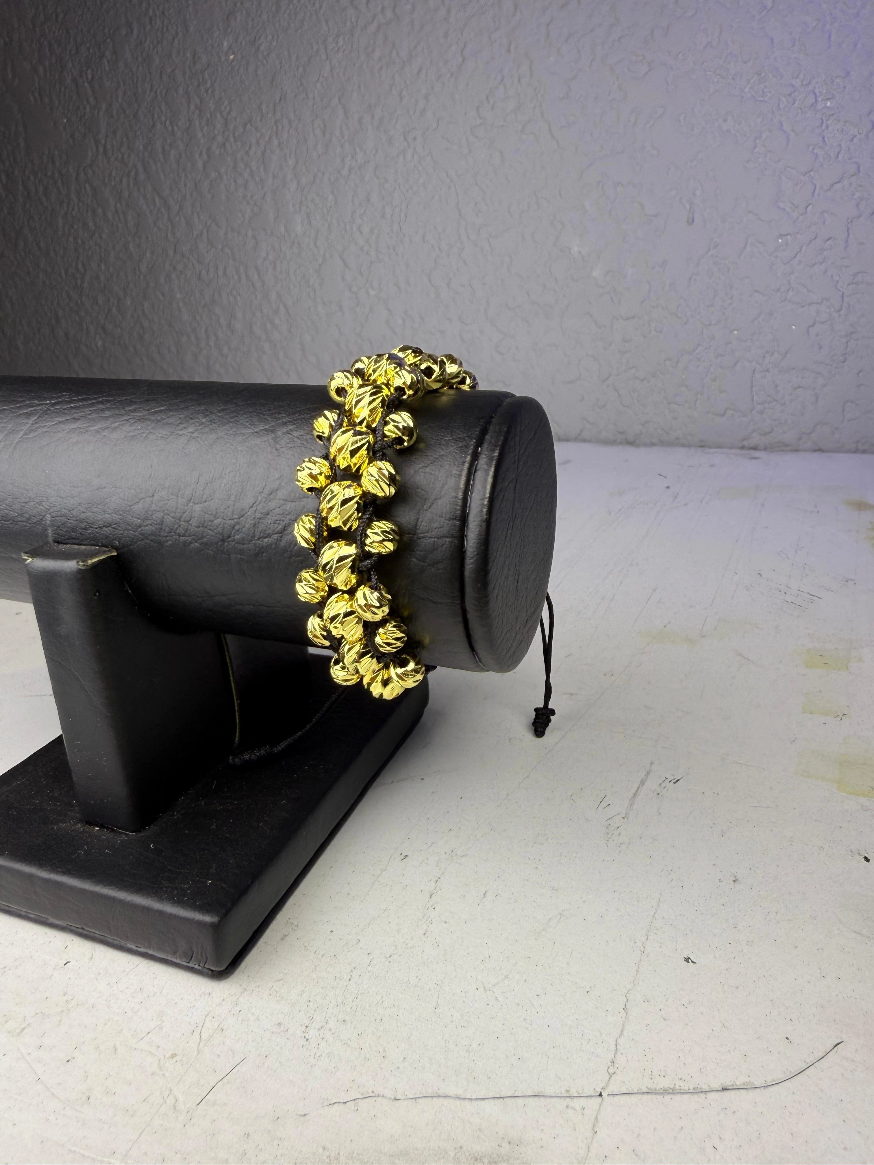 PULSERA TRIPLE CARRIL BALINES DIAMANTADOS ORO LAMINADO 18K
