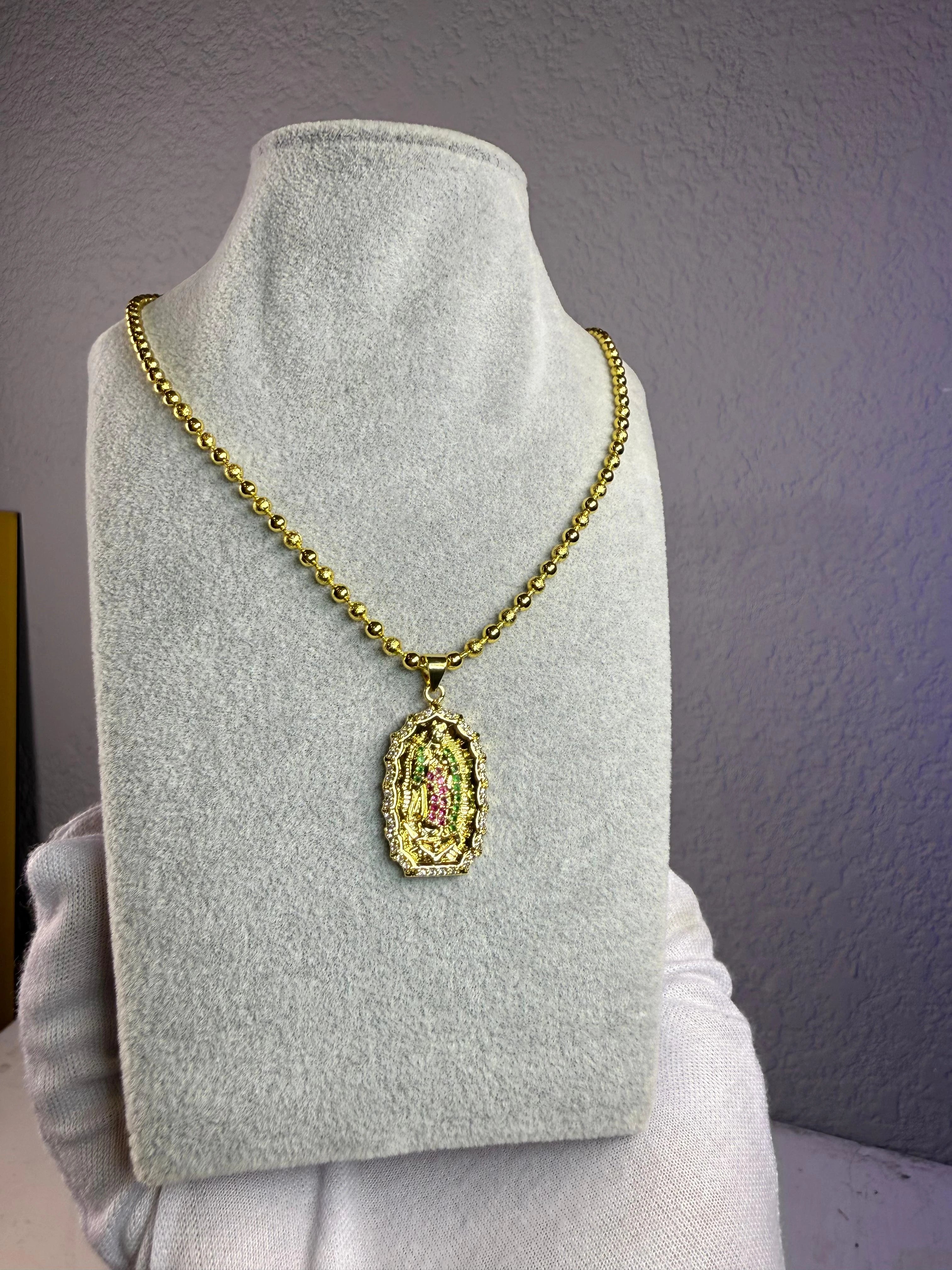 SET CADENA Y DIJE PUREZA ORO LAMINADO 18K
