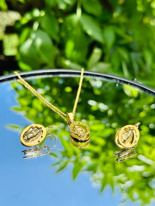 Cadena + Adorno Colgante de la Virgen + Aretes
