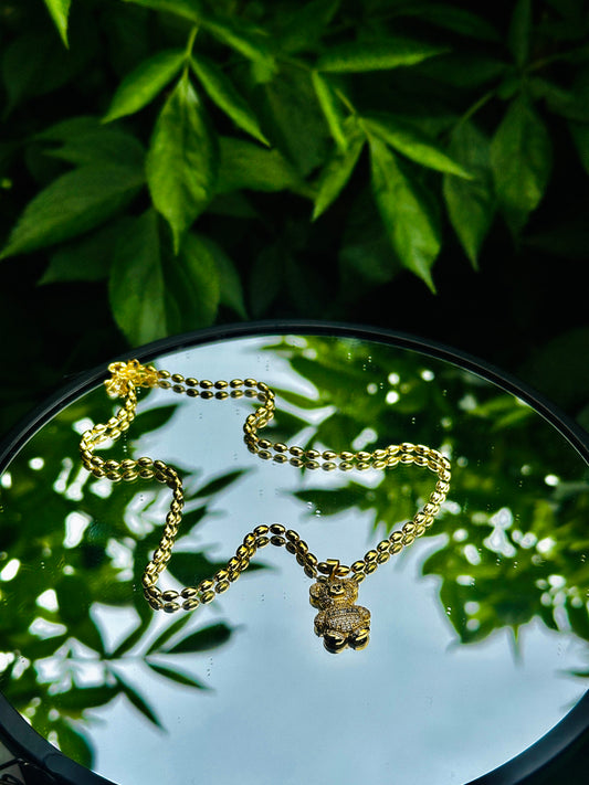 Collar de Oso con Diamantes en Oro Laminado 18K
